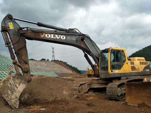 云南出售转让二手8956小时2010年沃尔沃EC360BLC挖掘机