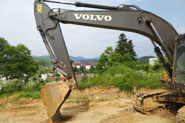 安徽出售转让二手18000小时2008年沃尔沃EC210B挖掘机