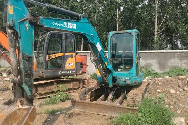 山东出售转让二手8937小时2009年久保田KX155挖掘机