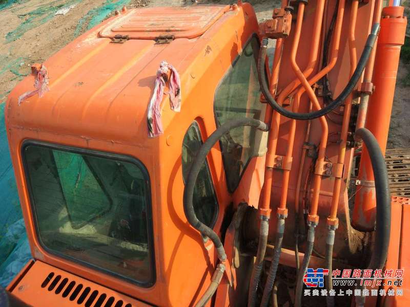 陕西出售转让二手9800小时2009年斗山DH225挖掘机
