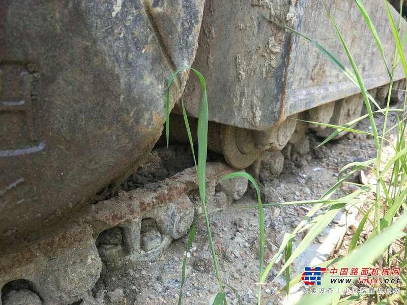 四川出售转让二手6253小时2011年晋工JGM924挖掘机