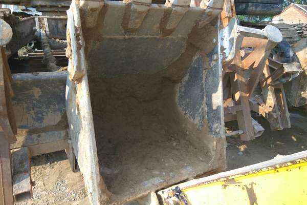 山东出售转让二手2600小时2014年临工LG685挖掘机
