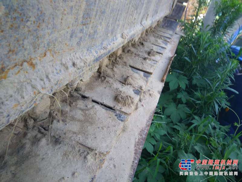 山东出售转让二手6000小时2013年现代R80挖掘机