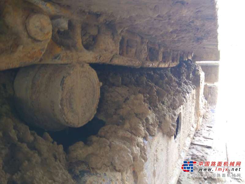山东出售转让二手6000小时2013年现代R80挖掘机