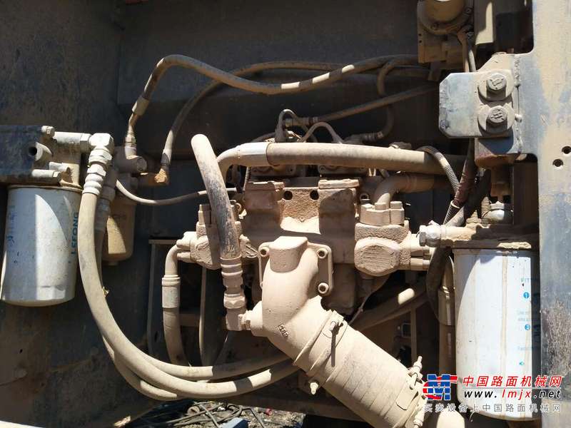 甘肃出售转让二手6000小时2010年日立ZX240挖掘机