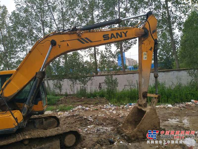 山东出售转让二手8000小时2010年三一重工SY215C挖掘机