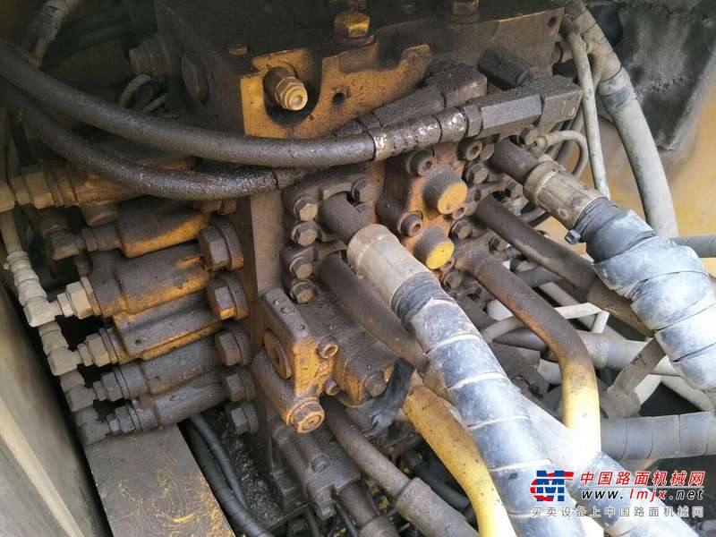 甘肃出售转让二手8400小时2009年小松PC240LC挖掘机