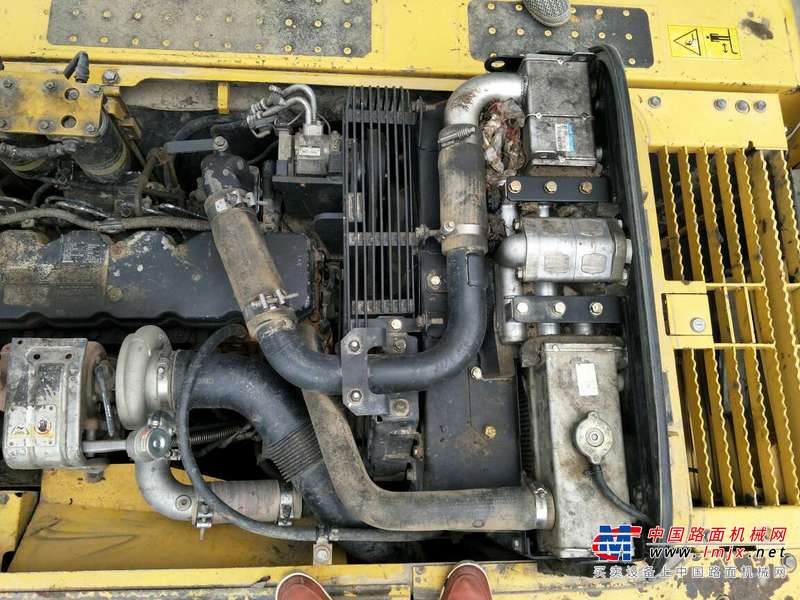 甘肃出售转让二手8400小时2009年小松PC240LC挖掘机