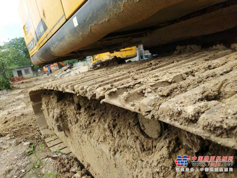 安徽出售转让二手9800小时2011年三一重工SY215C挖掘机
