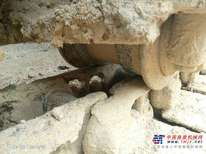 山东出售转让二手6500小时2010年徐工XE210挖掘机