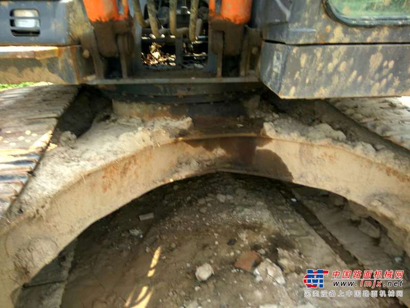 山东出售转让二手8000小时2010年日立ZX200挖掘机