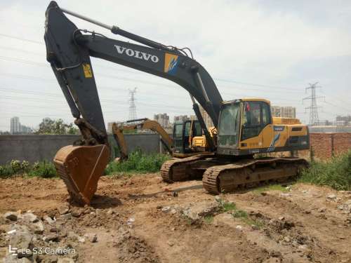 山东出售转让二手6500小时2014年沃尔沃EC300DL挖掘机