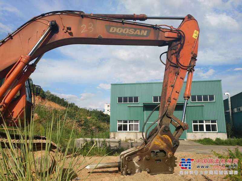 江西出售转让二手8000小时2010年斗山DH300LC挖掘机