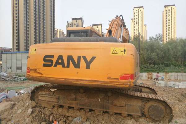 山东出售转让二手8900小时2012年三一重工SY215C挖掘机