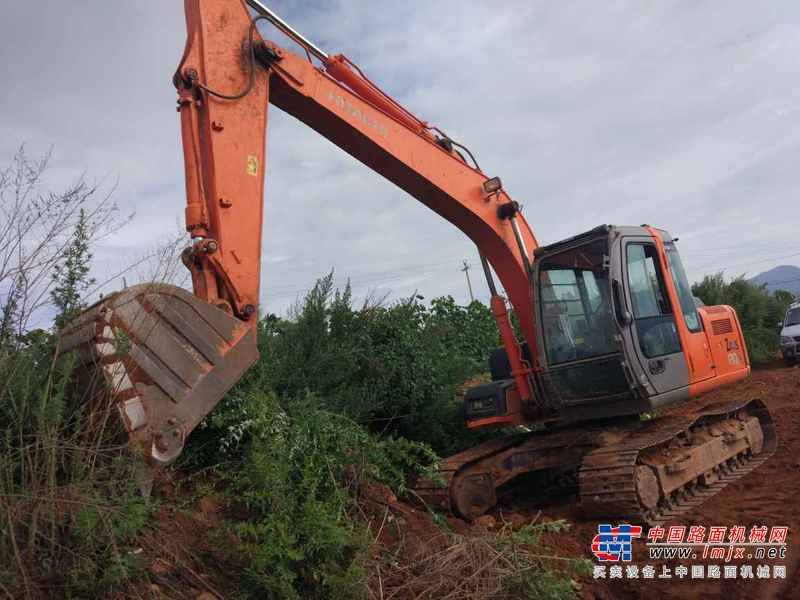云南出售转让二手5533小时2013年日立ZX130H挖掘机
