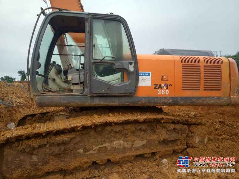 贵州出售转让二手7000小时2011年日立ZX330挖掘机