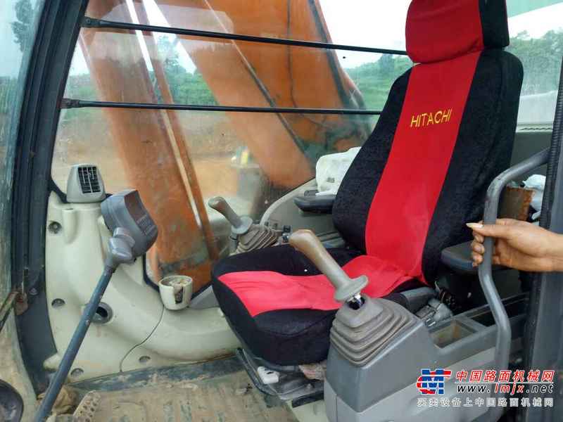 贵州出售转让二手7000小时2011年日立ZX330挖掘机
