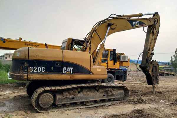 山东出售转让二手12000小时2004年卡特彼勒320C挖掘机