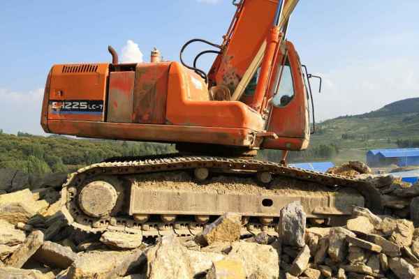 山东出售转让二手10000小时2009年斗山DH215挖掘机