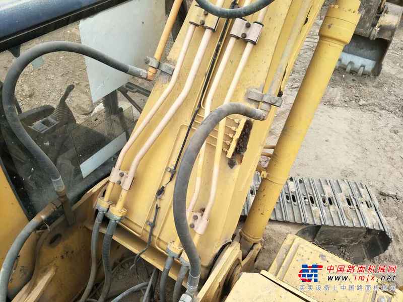 甘肃出售转让二手6000小时2011年柳工CLG925D挖掘机
