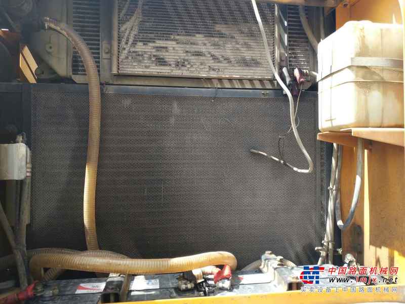 云南出售转让二手7825小时2011年现代R225LC挖掘机