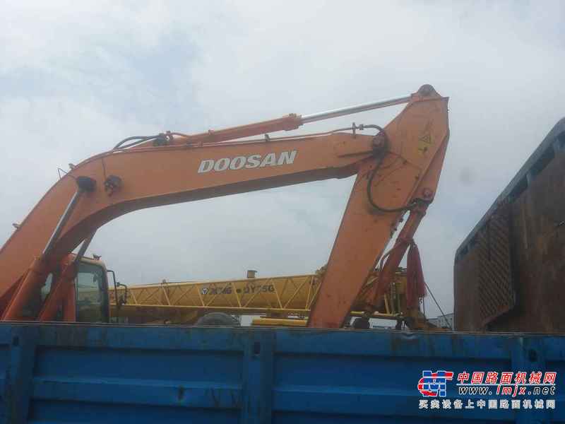 山西出售转让二手9000小时2007年斗山轮挖DH210W挖掘机