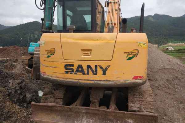 云南出售转让二手5000小时2012年三一重工SY75挖掘机