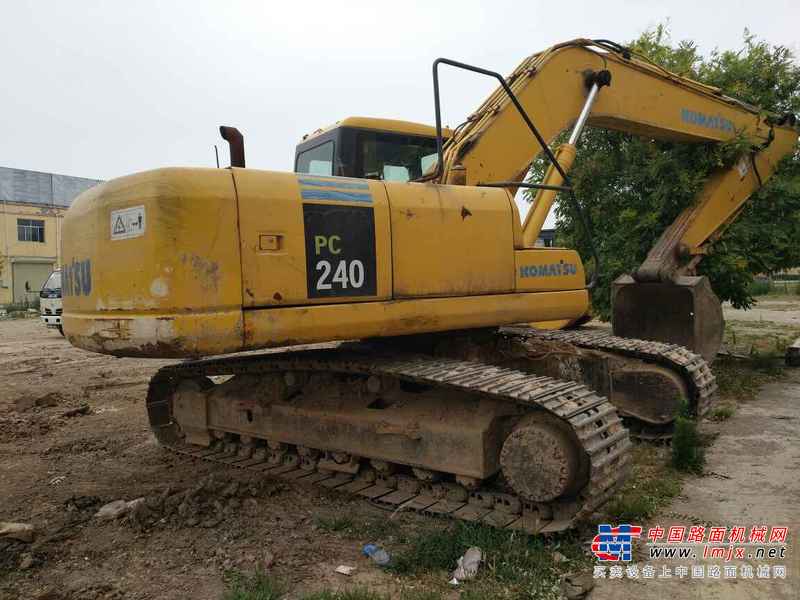 山西出售转让二手12000小时2006年小松PC220挖掘机