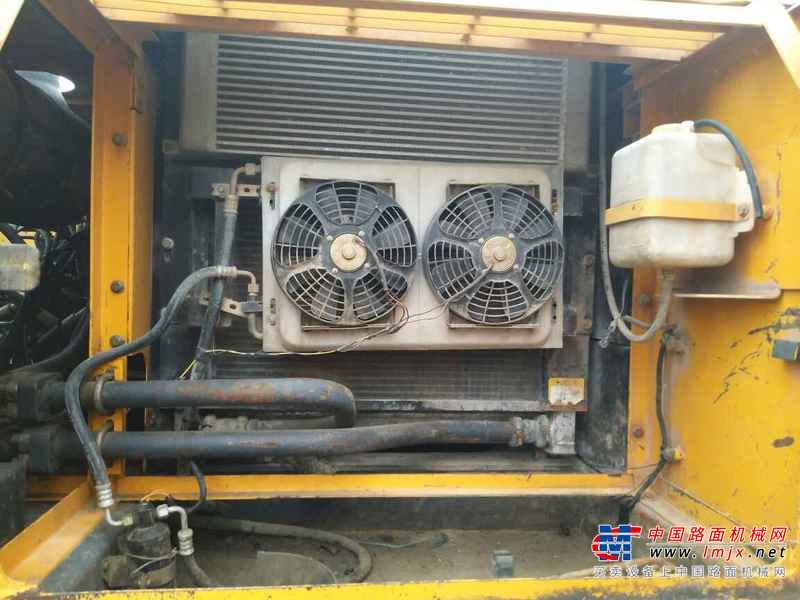 山东出售转让二手6000小时2011年山重建机924C挖掘机