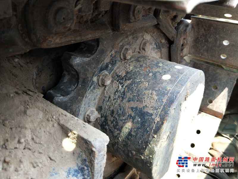 山西出售转让二手4000小时2013年龙工LG6065挖掘机