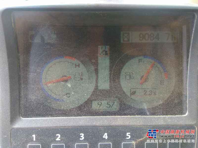 安徽出售转让二手9000小时2011年日立ZX210H挖掘机