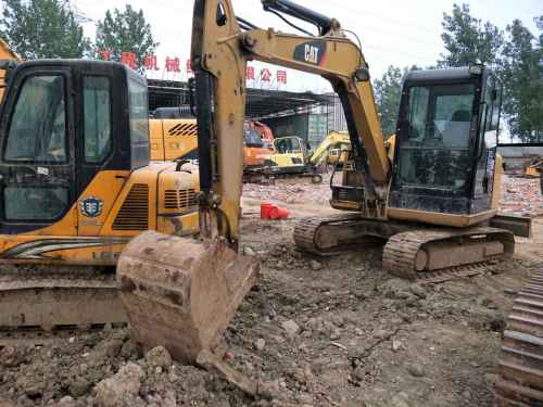 四川出售转让二手6253小时2015年卡特彼勒306E2挖掘机
