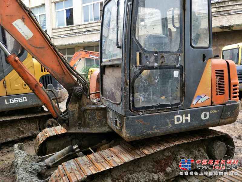 江西出售转让二手10000小时2008年斗山DH55挖掘机