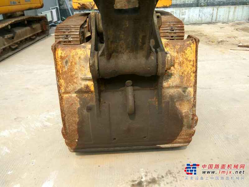 山东出售转让二手6973小时2011年徐工XE260C挖掘机