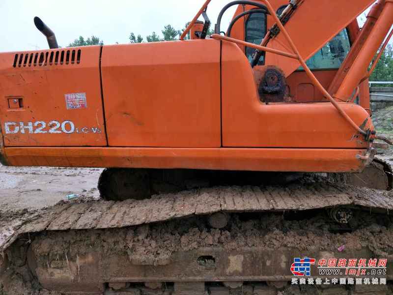 江西出售转让二手12000小时2005年大宇DH220LC挖掘机