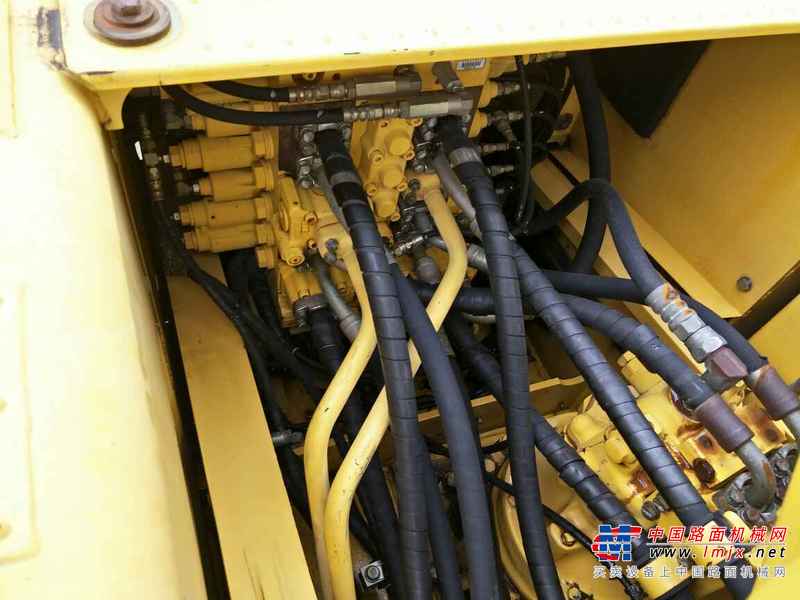 江西出售转让二手3000小时2010年小松PC200挖掘机