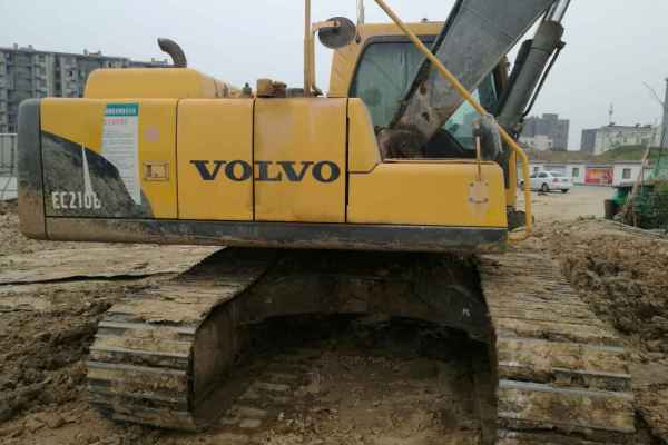 安徽出售转让二手9000小时2011年沃尔沃EC210B挖掘机