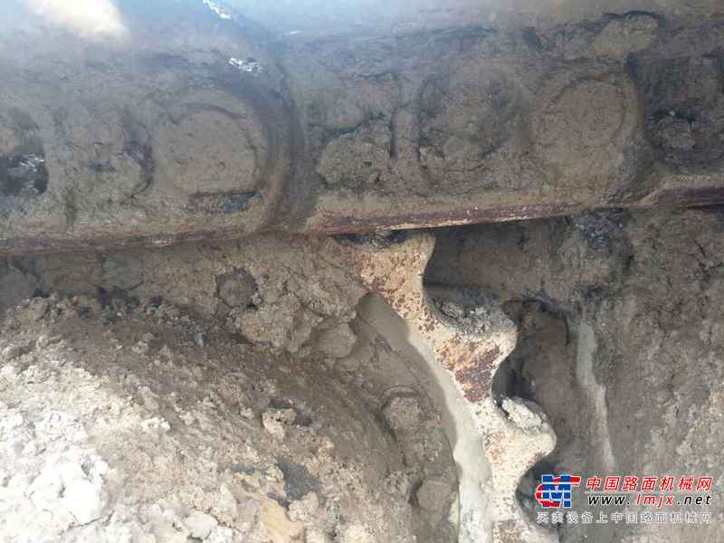 贵州出售转让二手8700小时2012年沃尔沃EC240B挖掘机