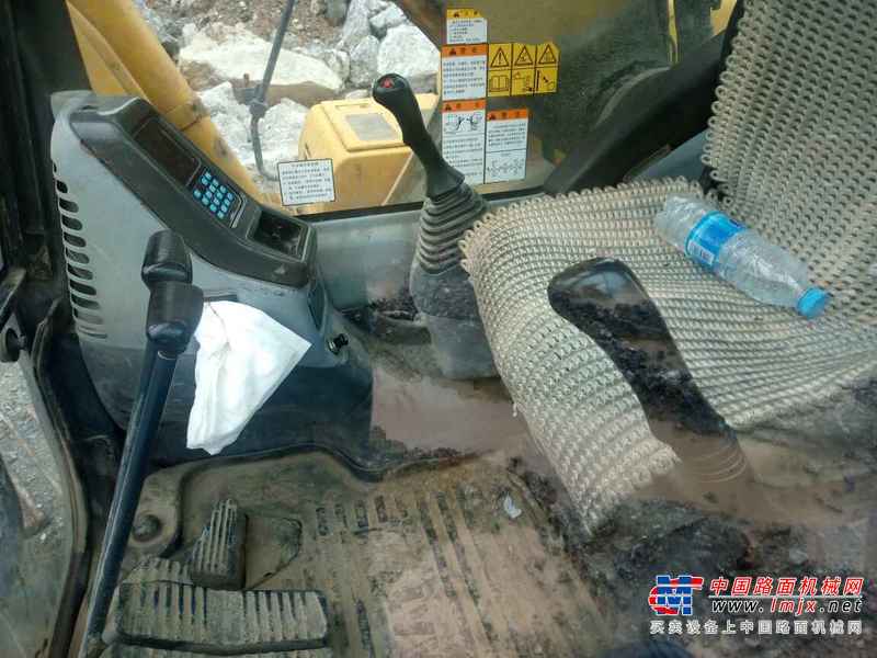 贵州出售转让二手11000小时2010年小松PC360挖掘机