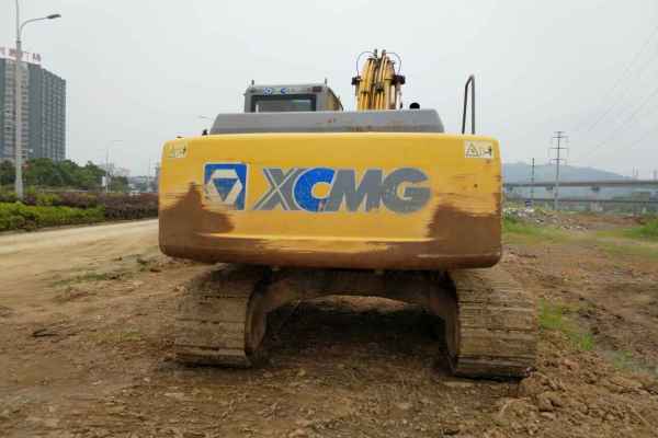安徽出售转让二手6000小时2013年徐工XE215C挖掘机