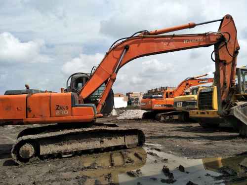 云南出售转让二手10856小时2008年日立EX230挖掘机