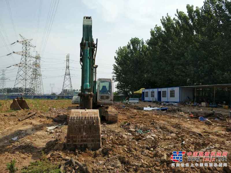 河南出售转让二手15000小时2006年神钢SK230挖掘机