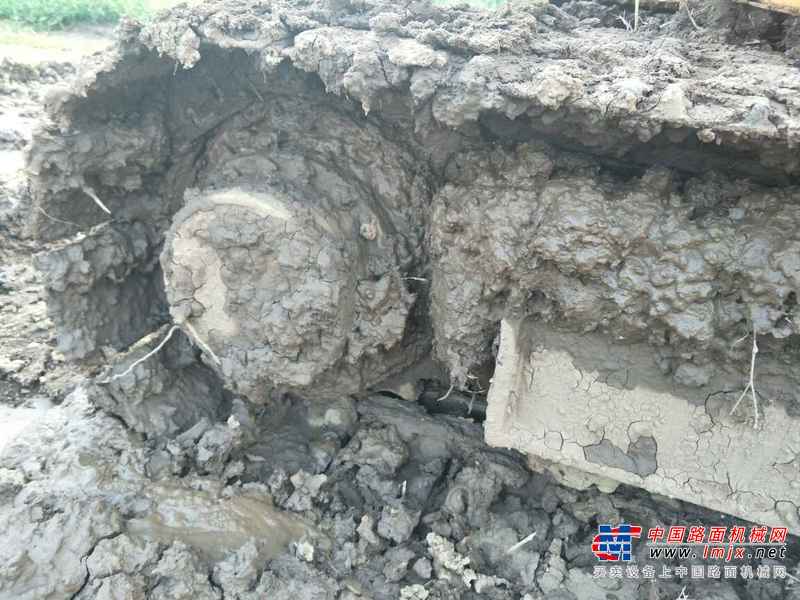 河北出售转让二手14000小时2010年日立ZX75US挖掘机