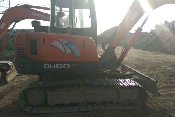 山东出售转让二手9500小时2009年斗山DH55挖掘机