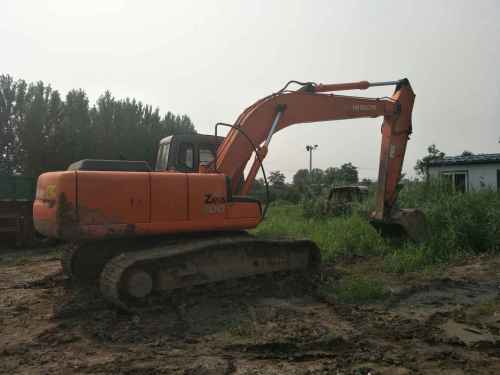 河北出售转让二手14000小时2005年日立ZX200挖掘机