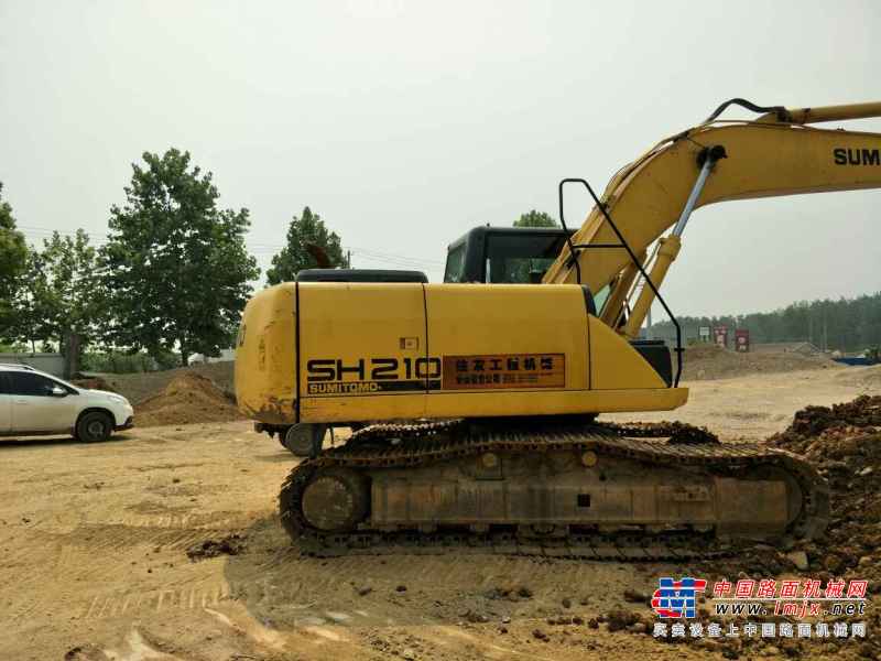 安徽出售转让二手9000小时2011年住友SH210挖掘机