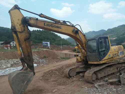 贵州出售转让二手6500小时2012年柳工CLG922D挖掘机