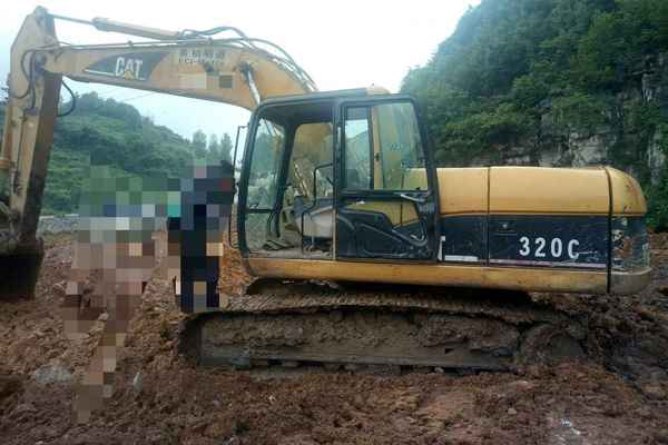 贵州出售转让二手14000小时2006年卡特彼勒320C挖掘机