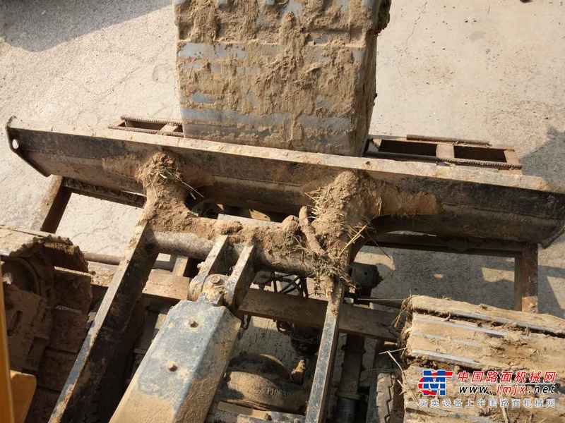 山东出售转让二手9000小时2010年福田雷沃FR85H挖掘机