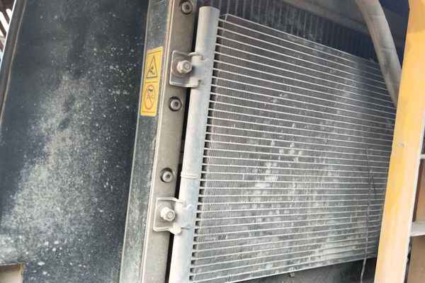 山西出售转让二手6000小时2011年福田雷沃FR60V8挖掘机